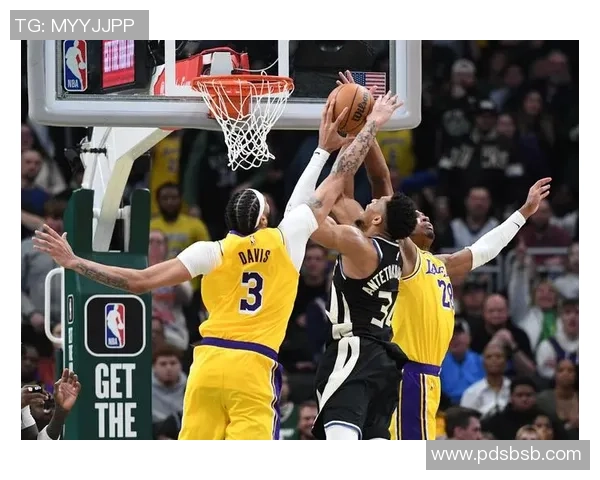 雄鹿与湖人精彩对决全场录像回放尽享篮球盛宴