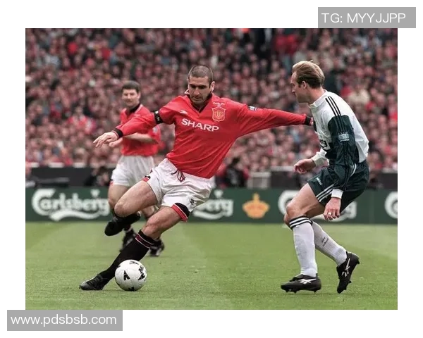 曼联与利物浦欧联对决精彩回顾与赛后分析