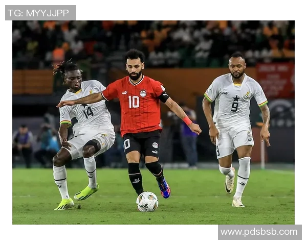 萨拉赫在绿茵场上的传奇之路与未来展望：从埃及小子到世界巨星的蜕变